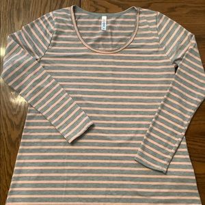 EUC Lularoe long sleeve